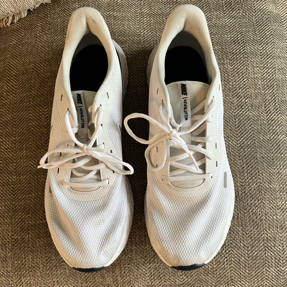 White and blue size 13 Nike